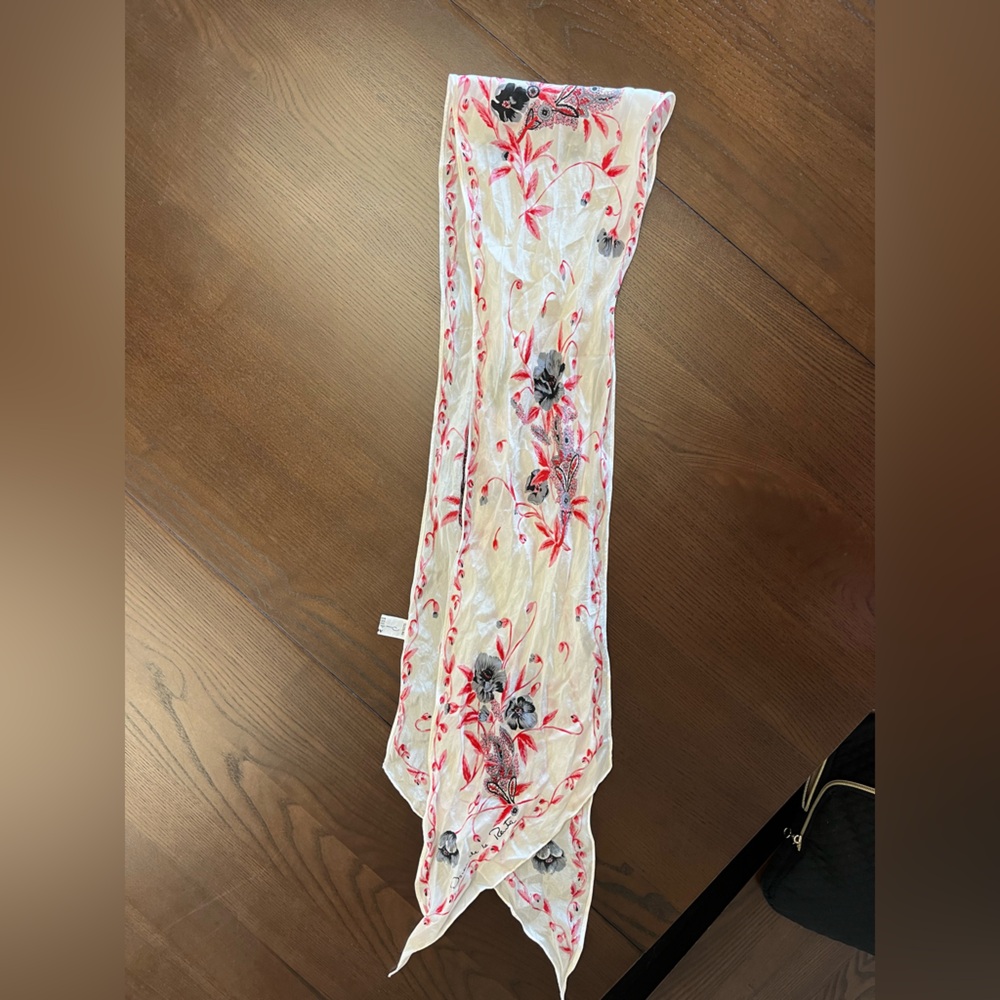 Oscar de la Renta Scarf